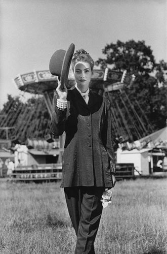 Erkner, 1991 / Modefotografien fr Sibylle (1977 – 1994)   (9) / 39
	  - All rights reserved. Copyright: Ute Mahler