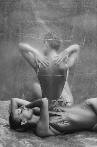 Lehnitz, 1985 / Modefotografien fr Sibylle (1977 – 1994)   (12) / 39
	  - All rights reserved. Copyright: Ute Mahler