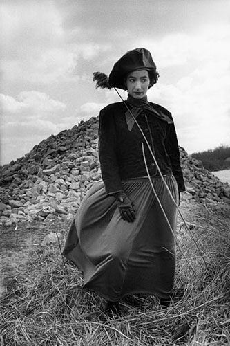 Oranienburg, 1987 / Modefotografien fr Sibylle (1977 – 1994)   (18) / 39
	  - All rights reserved. Copyright: Ute Mahler