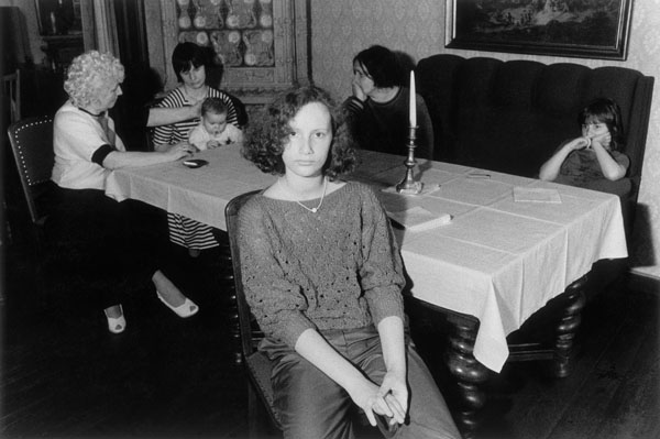  / Modefotografien Jugendweihe fr Sibylle (1985) (3) / 18
	  - All rights reserved. Copyright: Ute Mahler