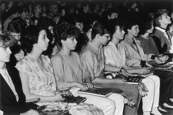  / Modefotografien Jugendweihe f�r �Sibylle� (1985) (8) / 18
	  - All rights reserved. Copyright: Ute Mahler