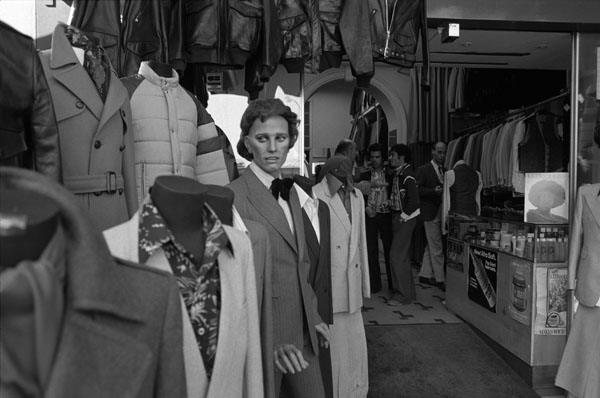  / Paris (1979)
 (9) / 16
	  - All rights reserved. Copyright: Ute Mahler