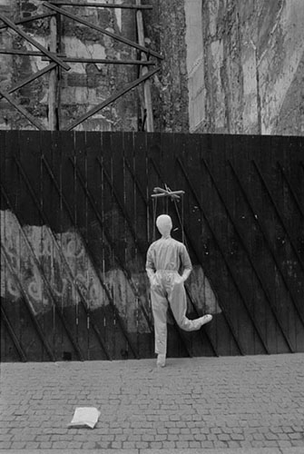  / Paris (1979)
 (12) / 16
	  - All rights reserved. Copyright: Ute Mahler