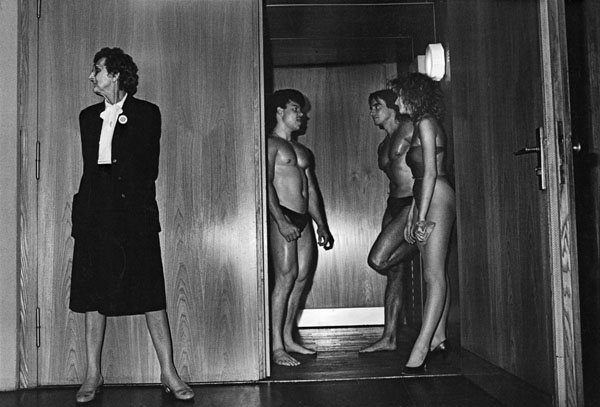 In der Stadthalle Karl-Marx-Stadt, 1988 / Striptease in der DDR (1988) (1) / 15
	  - All rights reserved. Copyright: Ute Mahler